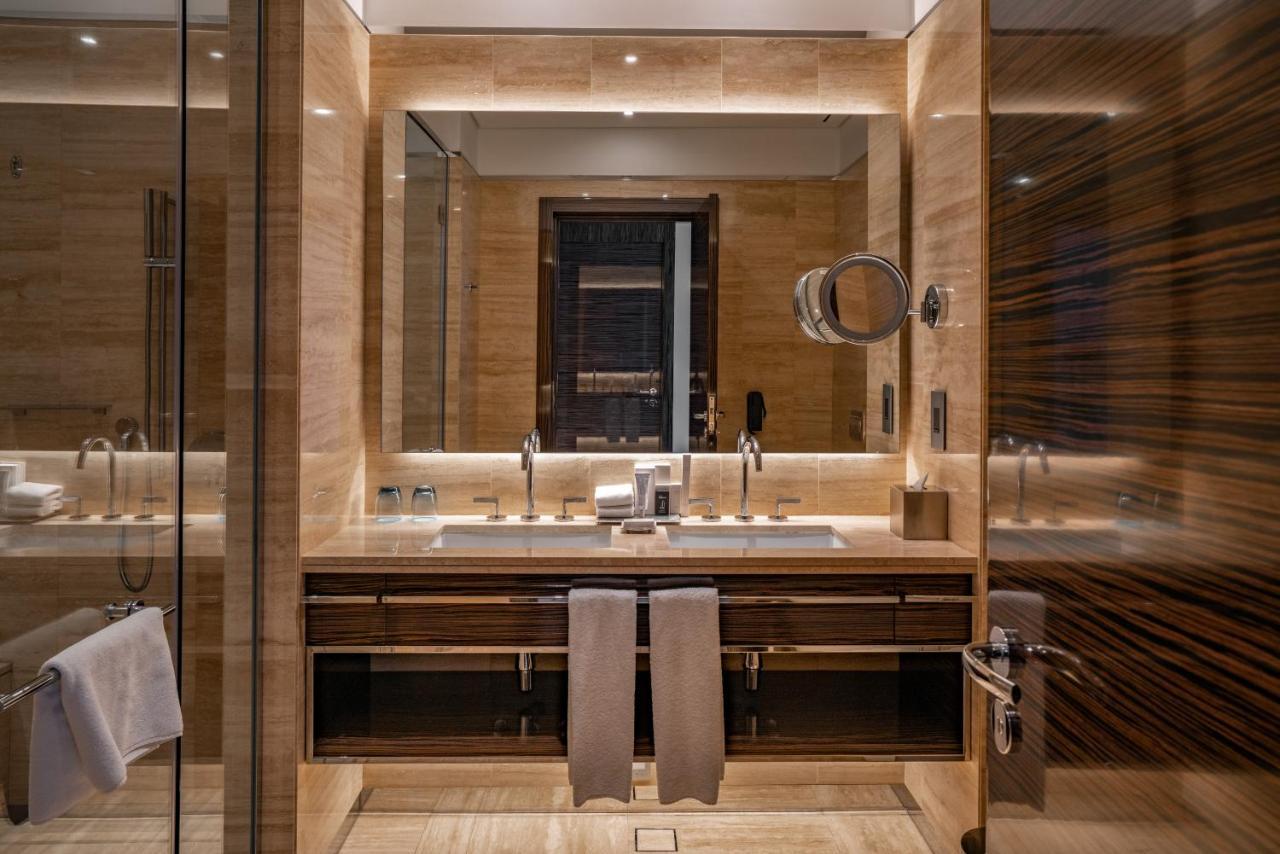 Hyde Hotel Dubaj Exteriér fotografie Bathroom
